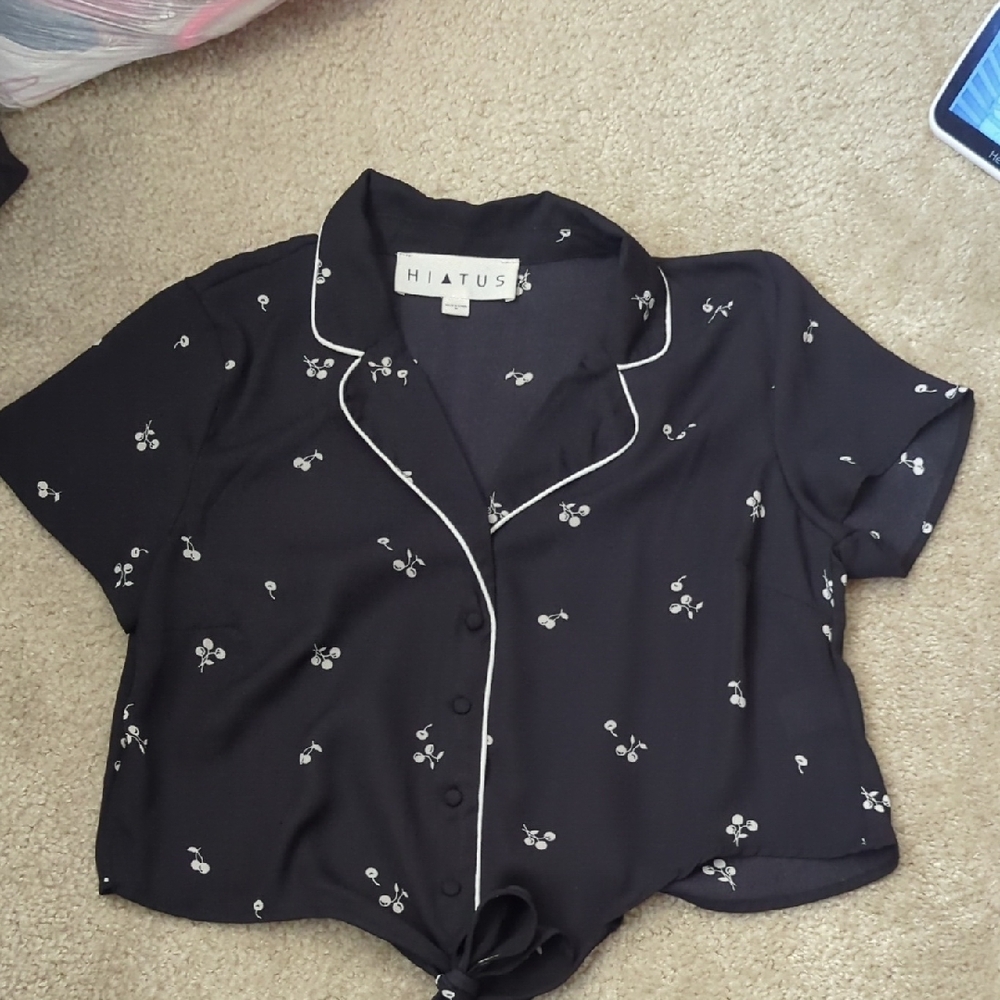 Black Cherry Print Women's Top